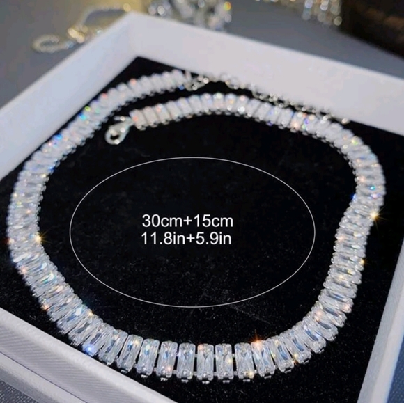 Square Cubic Zirconia Simulated Diamond Silver Toned Choker - Picture 6 of 11